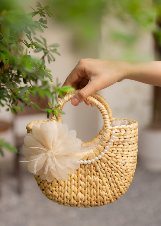 Handmade Seagrass Top Handle Handbag.
